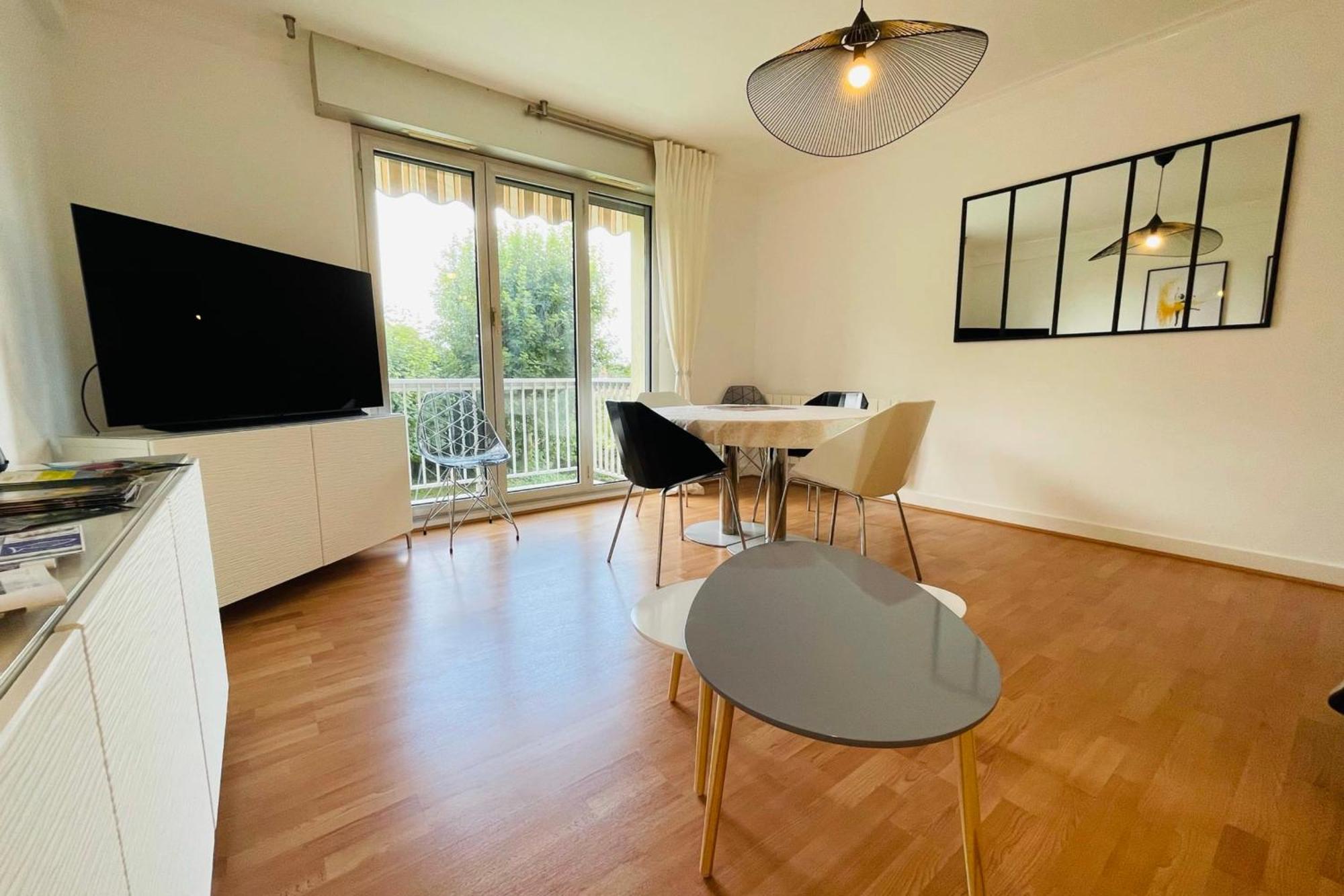 La Belle Ferronniere Appartement Avec Environnement Paisible Amboise Bagian luar foto
